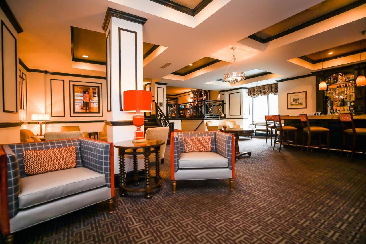 Dunhill Hotel Шарлът Екстериор снимка