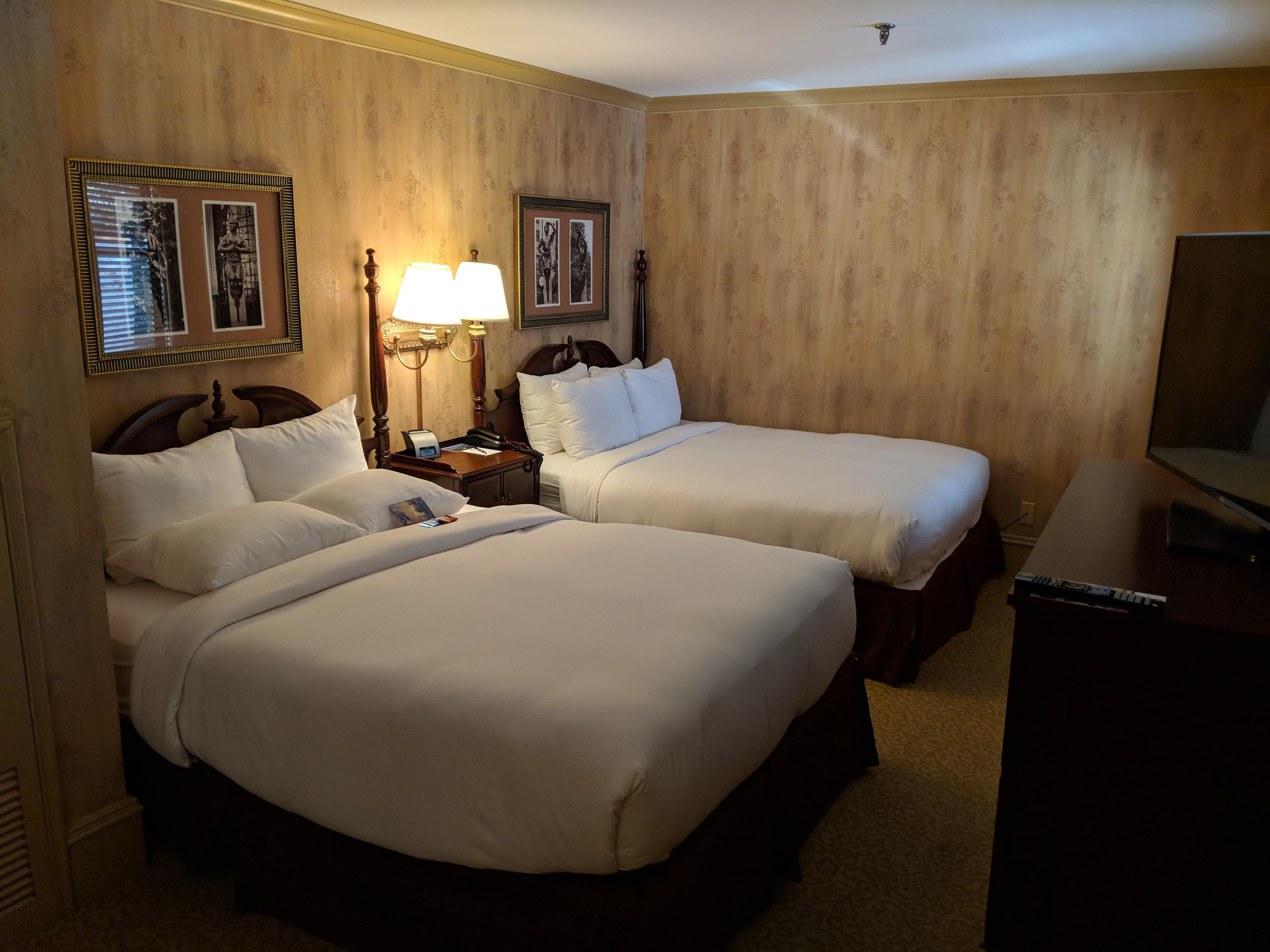 Dunhill Hotel Шарлът Екстериор снимка